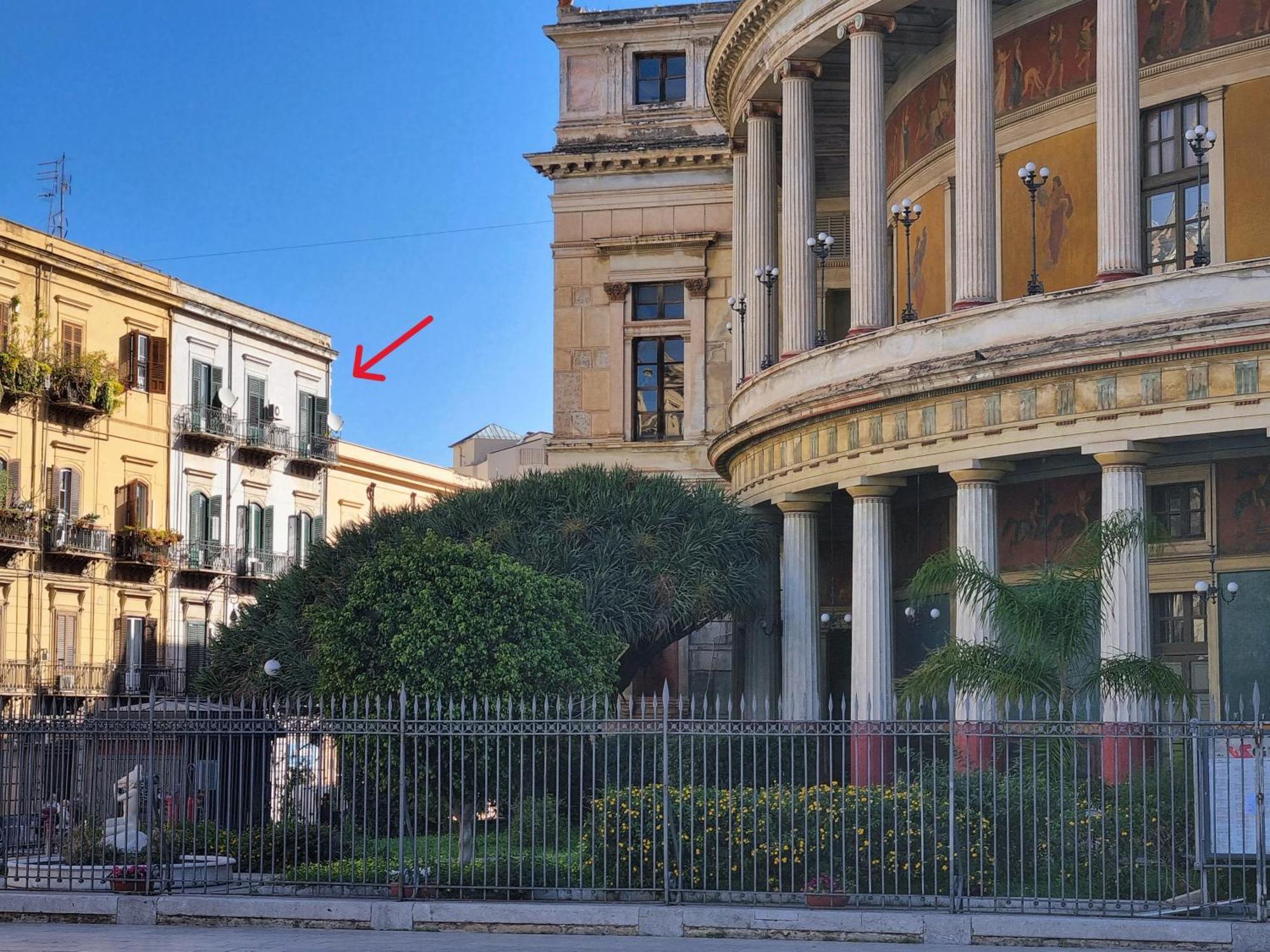 Piazza Politeama Apartment Palermo Exterior photo